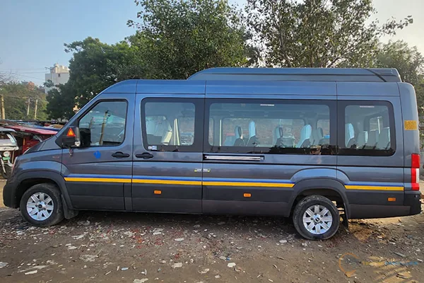 16 Seater Urbania Van